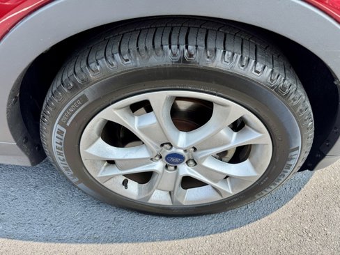 Used 2016 Ford Escape Titanium image 10