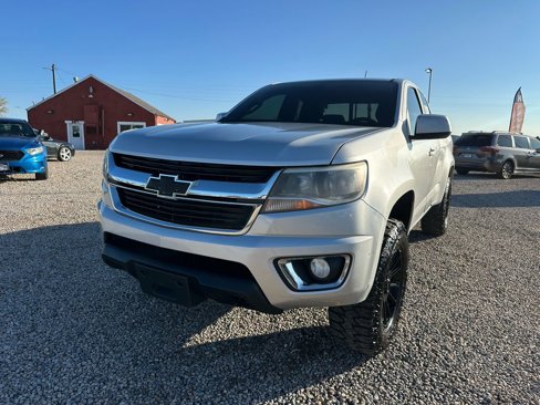 Used 2018 Chevrolet Colorado LT w/ LT Convenience Package image 4