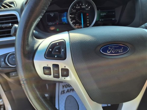 Used 2015 Ford Explorer XLT w/ Equipment Group 202B image 15