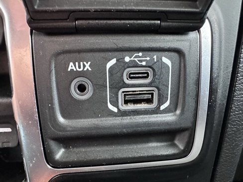 Certified 2023 Jeep Gladiator Sport image 23