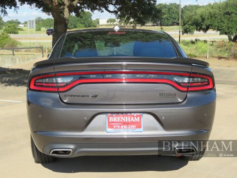 Used 2023 Dodge Charger SXT w/ Blacktop Package image 5