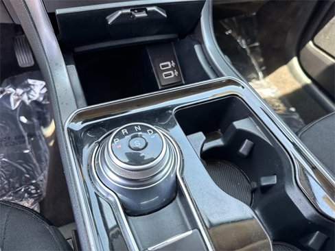 Certified 2020 Ford Edge SE image 24