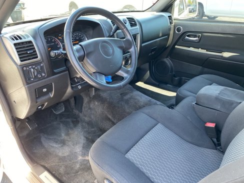 Used 2010 GMC Canyon SLE image 15