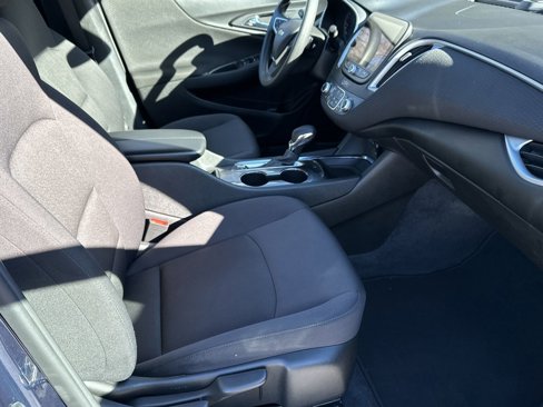 Used 2022 Chevrolet Malibu LT image 13