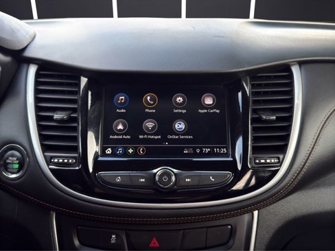 Used 2018 Chevrolet Trax LT w/ LT Convenience Package image 18