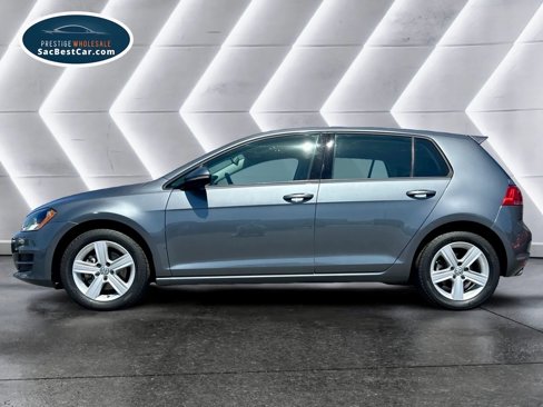 Used 2017 Volkswagen Golf SE image 5
