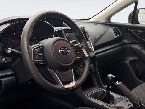 Used 2018 Subaru Crosstrek 2.0i image 7