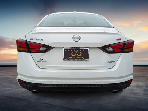 Used 2024 Nissan Altima 2.5 SR image 4