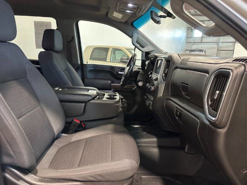 Used 2021 Chevrolet Silverado 2500 LT image 17