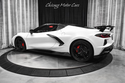 Used 2021 Chevrolet Corvette Stingray Coupe w/ 1LT image 3