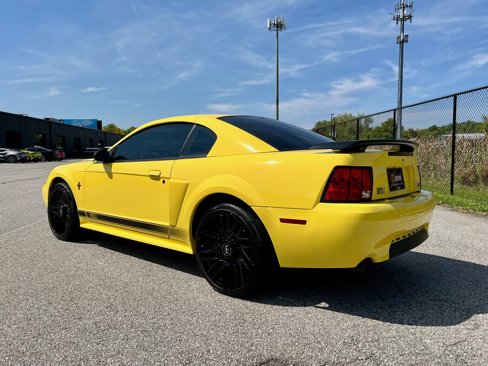 Used 2003 Ford Mustang Mach 1 image 4