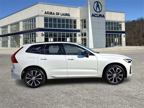 Used 2024 Volvo XC60 B5 Plus image 7