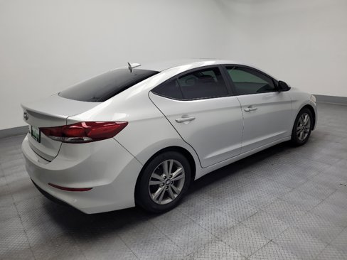 Used 2017 Hyundai Elantra Value Edition w/ Cargo Package image 10