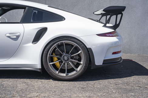 Used 2016 Porsche 911 GT3 RS image 15