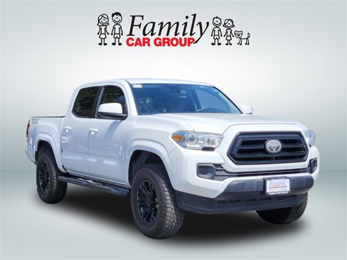 Used 2021 Toyota Tacoma SR image 2