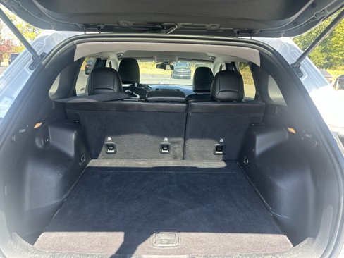 Used 2020 Jeep Cherokee Latitude Plus image 17