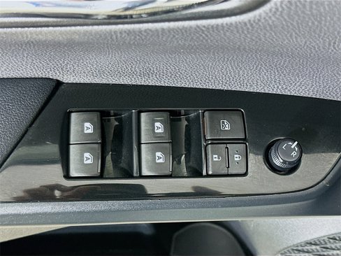 Used 2017 Toyota Prius Four Touring image 18