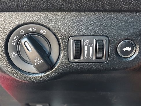 Certified 2018 Dodge Challenger SXT w/ Blacktop Package image 26