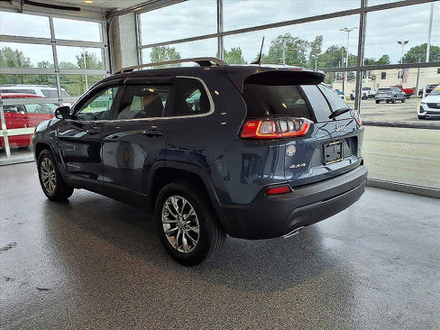 Used 2021 Jeep Cherokee Latitude Lux image 4