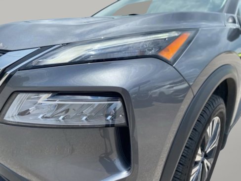 Used 2023 Nissan Rogue SV image 10