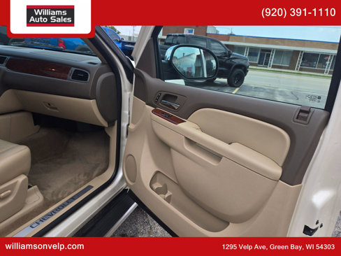 Used 2013 Chevrolet Suburban LTZ image 17