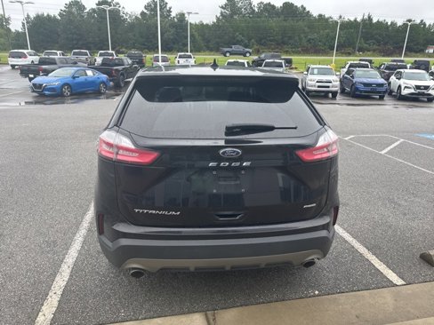 Used 2024 Ford Edge Titanium image 9