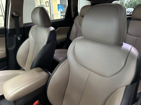 Used 2019 Hyundai Santa Fe FWD image 21