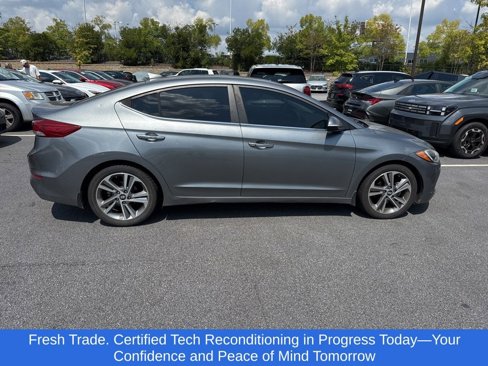Used 2017 Hyundai Elantra Limited image 5