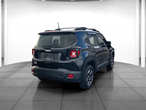 Used 2021 Jeep Renegade Sport image 7
