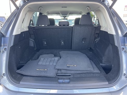 Used 2024 Nissan Rogue SV image 24