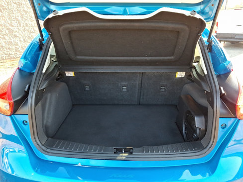 Used 2015 Ford Focus Titanium w/ Titanium Technology Package image 28