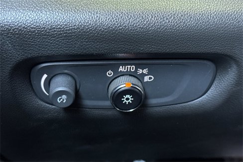 Used 2022 Chevrolet Traverse LS w/ Midnight/Sport Edition image 39