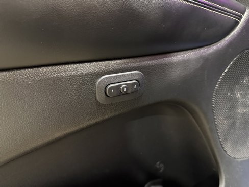 Used 2014 Jeep Grand Cherokee Limited image 18
