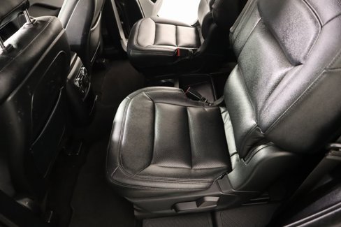 Used 2020 Ford Explorer XLT image 11