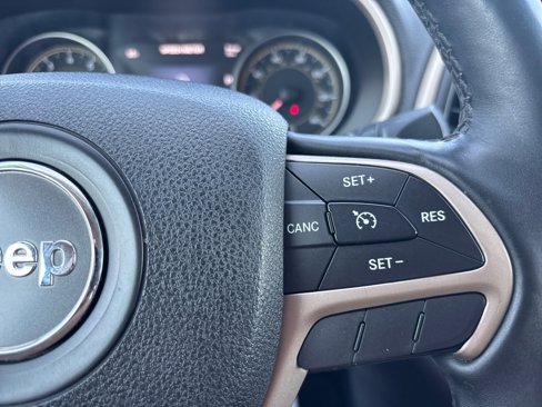 Used 2014 Jeep Cherokee Limited image 31
