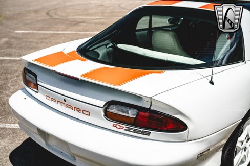 Used 1997 Chevrolet Camaro Z28 w/ Preferred Equipment Group 2 image 14