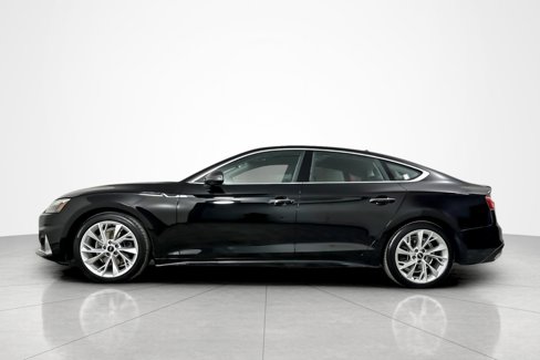 Used 2022 Audi A5 2.0T Premium image 2