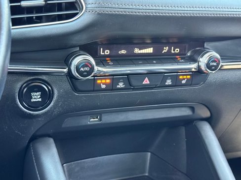 Used 2020 MAZDA MAZDA3 Sedan w/ Preferred Package image 13