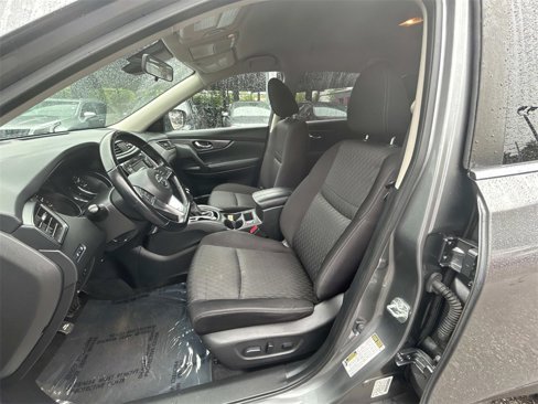 Used 2020 Nissan Rogue SV image 20