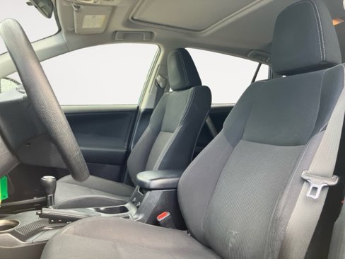 Used 2013 Toyota RAV4 XLE image 15