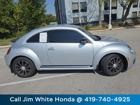 Used 2012 Volkswagen Beetle 2.0T image 18