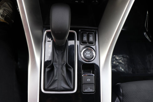 Used 2024 Mitsubishi Eclipse Cross SE image 35