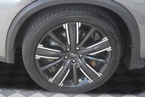 Used 2021 INFINITI QX50 Luxe w/ Appearance Package image 12