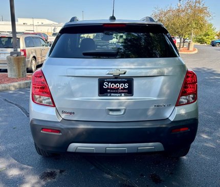 Used 2016 Chevrolet Trax LT w/ LT Sun and Sound Package image 6