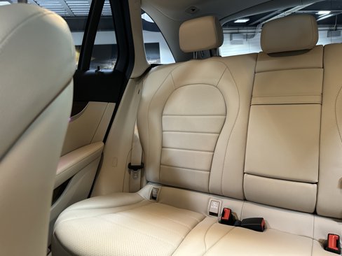 Certified 2022 Mercedes-Benz GLC 300 4MATIC image 27