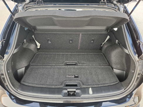 Used 2021 Nissan Rogue Sport SL w/ Premium Package image 28