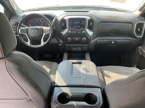 Used 2019 Chevrolet Silverado 1500 RST image 11