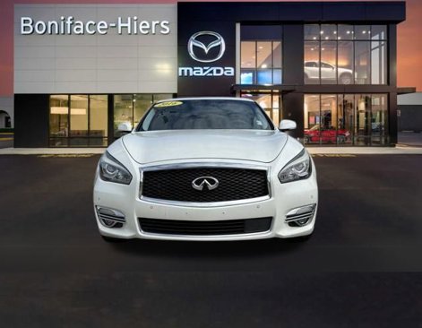 Used 2016 INFINITI Q70 L 3.7 w/ Technology Package image 2