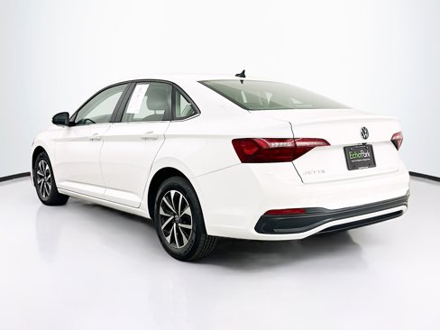 Used 2024 Volkswagen Jetta S image 5