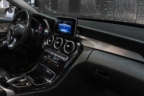 Used 2015 Mercedes-Benz C 300 Sedan image 22